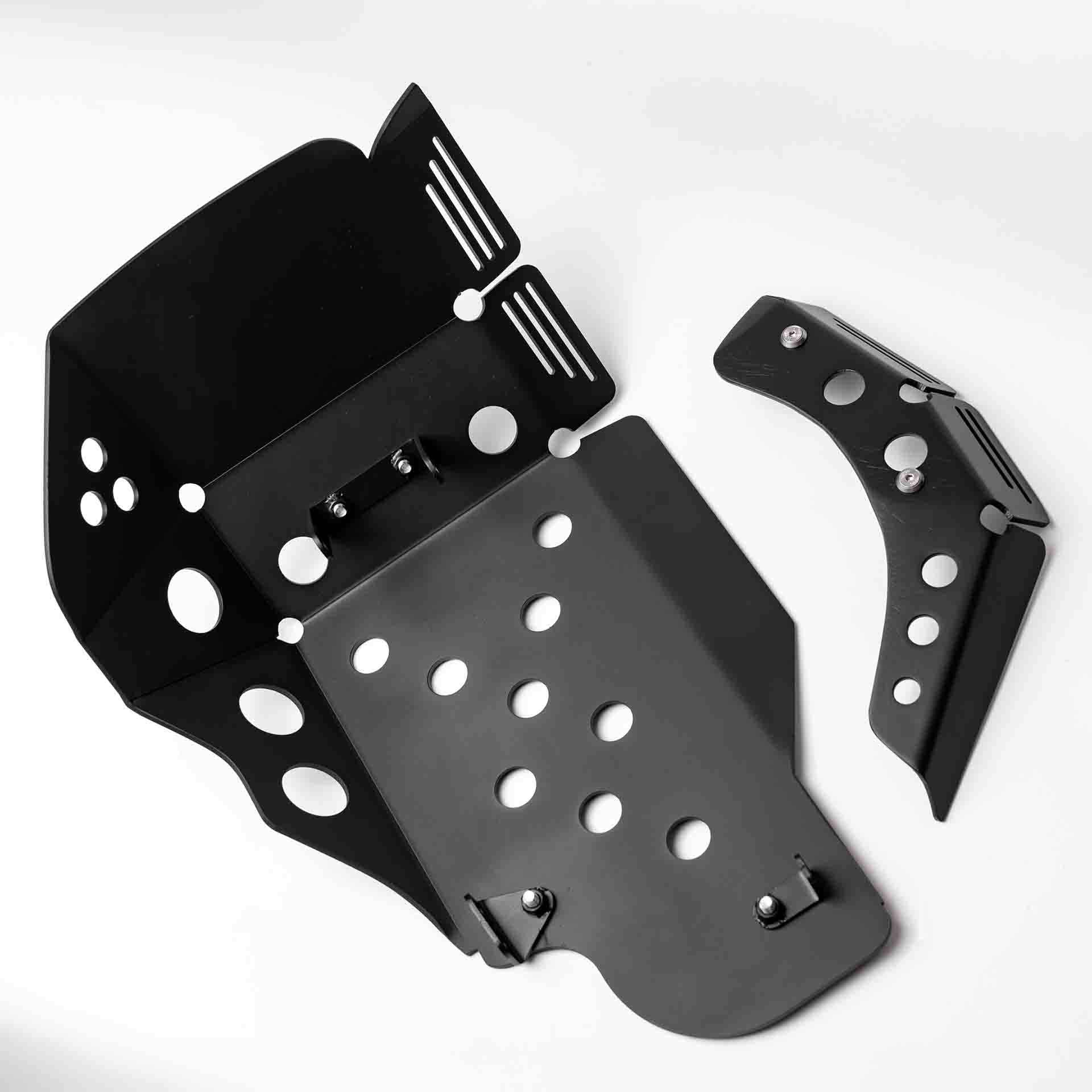 Skid plate and exhaust for Royal Enfield 650 Bear