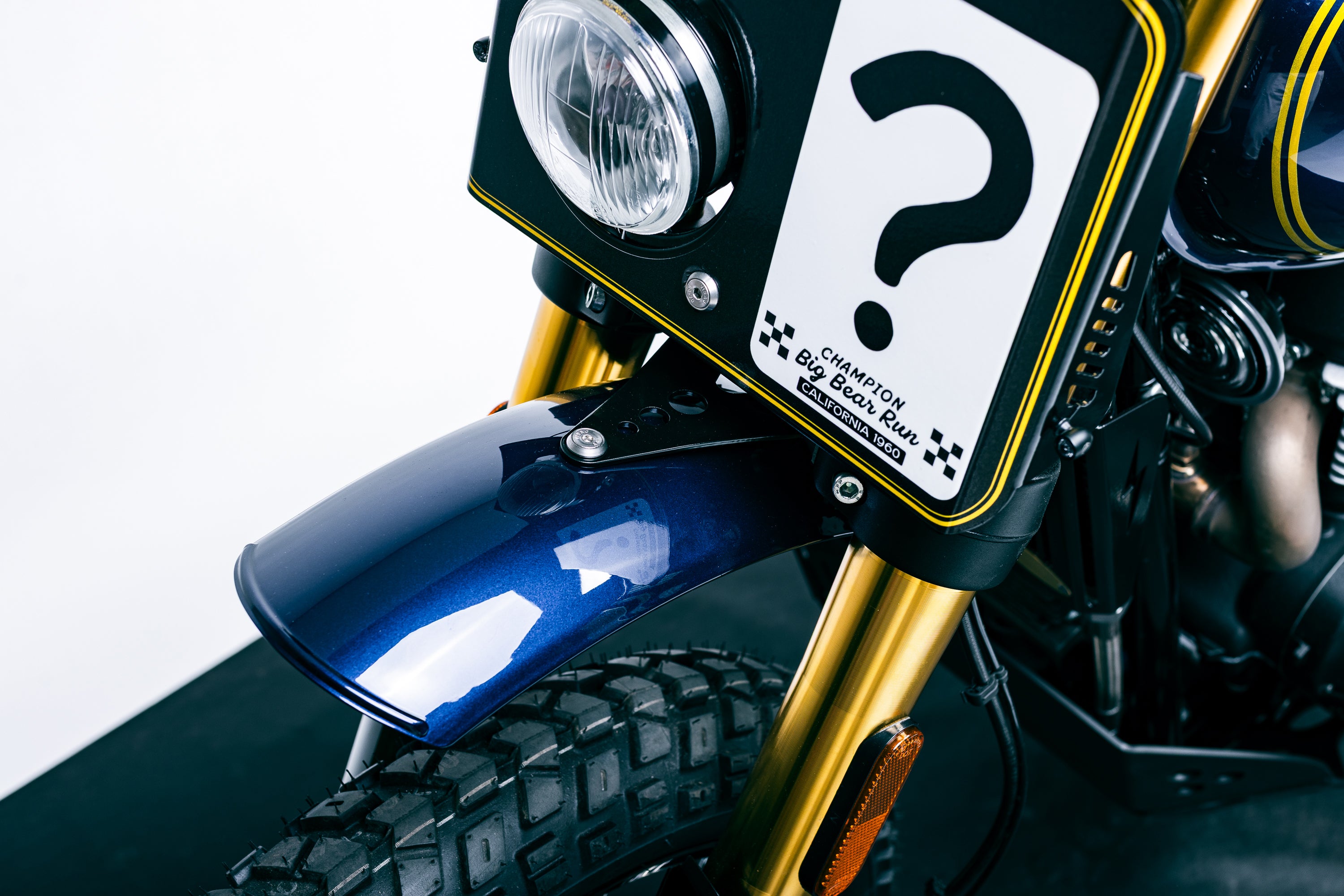 Atto DF Turn Signals for Royal Enfield 650 Interceptor / Bear