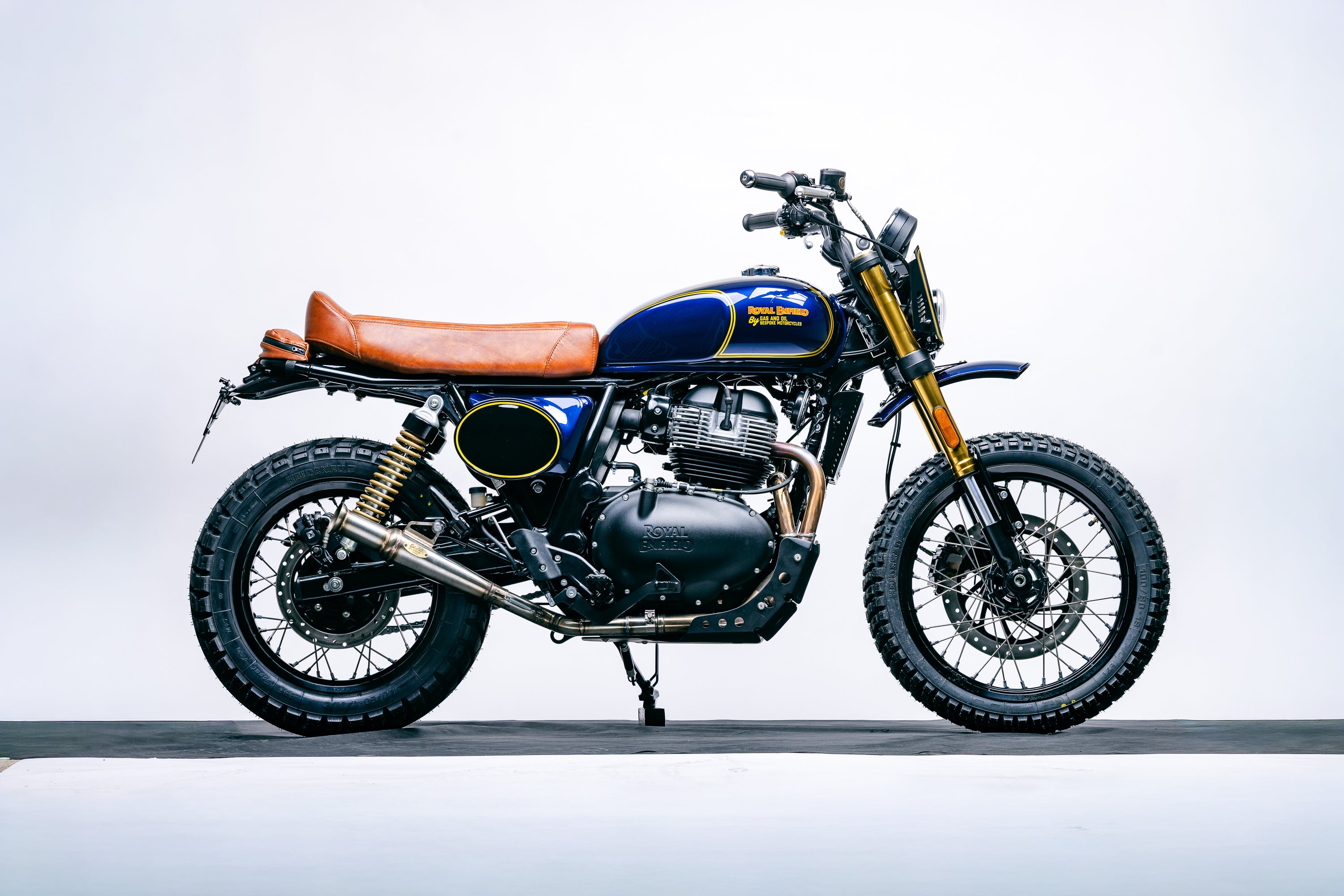 Skid plate and exhaust for Royal Enfield 650 Bear