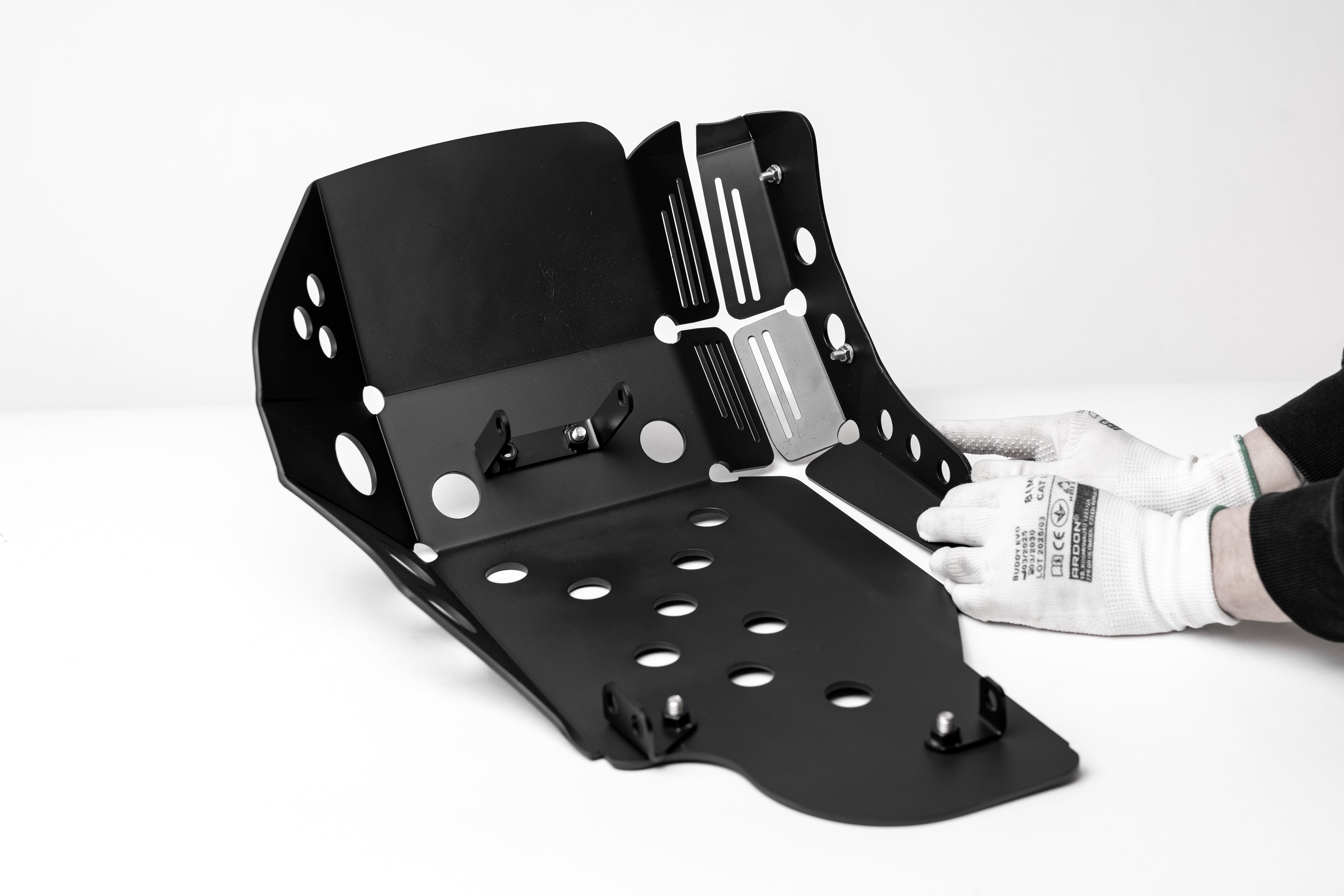 Skid plate and exhaust for Royal Enfield 650 Bear