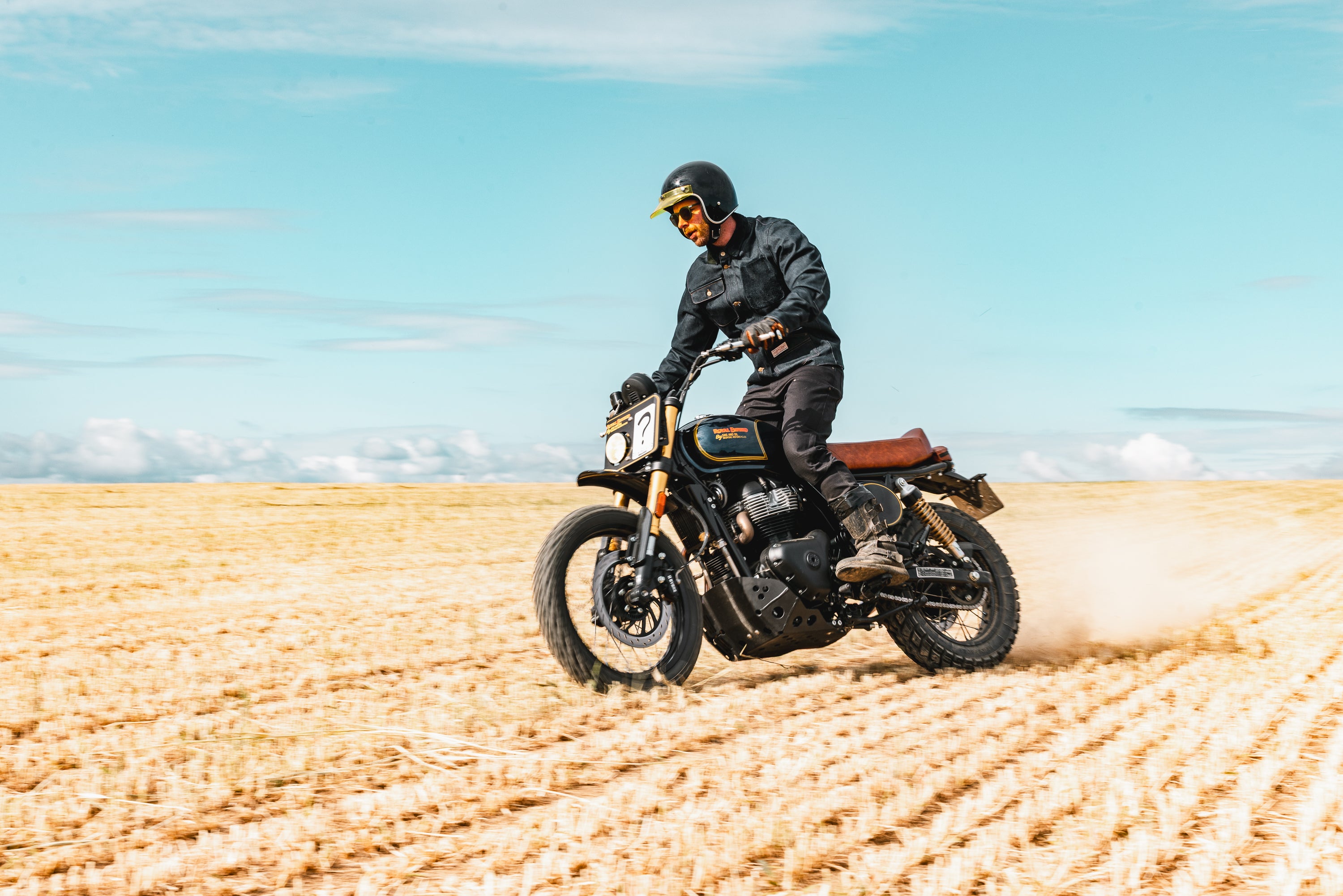 Skid plate and exhaust for Royal Enfield 650 Bear
